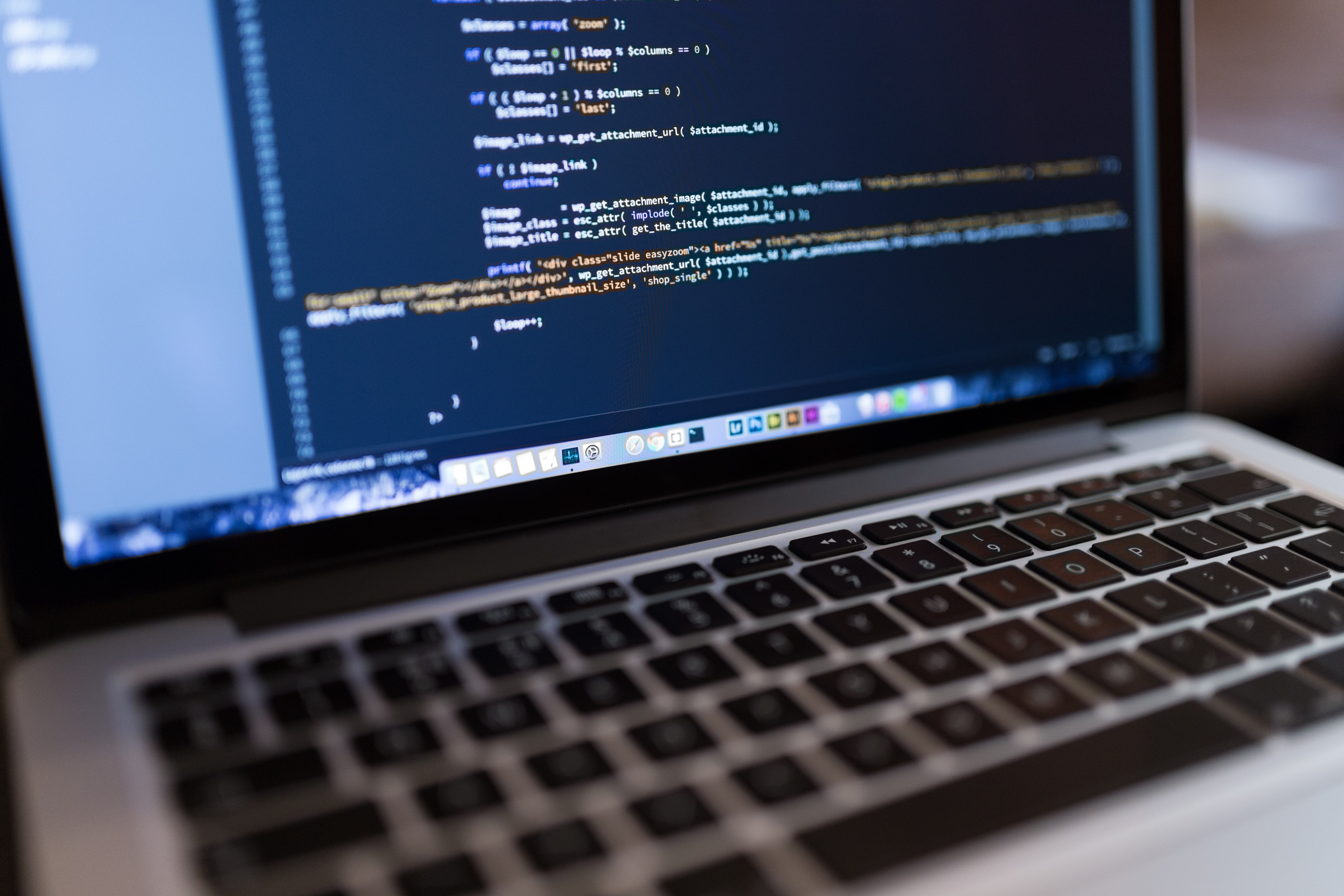 Comment les plugins peuvent-ils compromettre la sécurité de WordPress ?